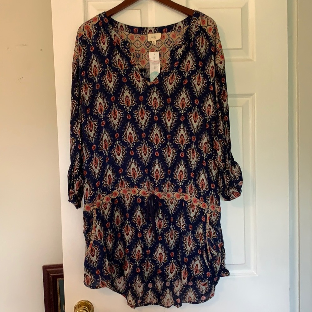 NWT en elly Tunic Top
